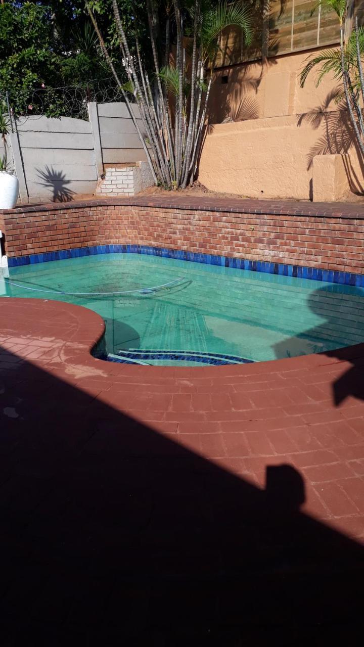 Dyna Guest House Durban Exteriör bild